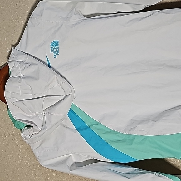 The North Face Jacket - Picture 11 of 12